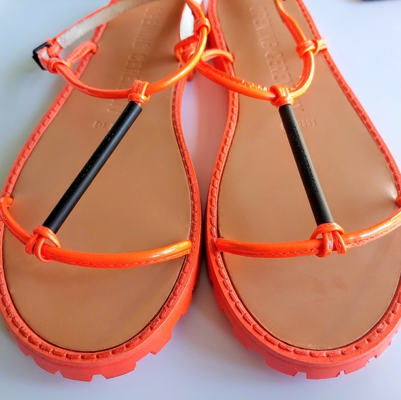 Opening Ceremony T-Strap Leather Sandals - Picture 3 of 6